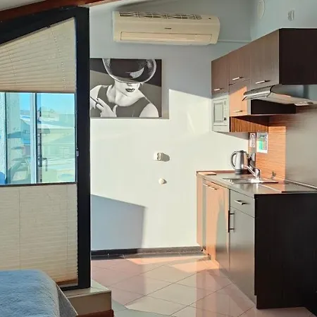 Margi City Aparthotel 3*