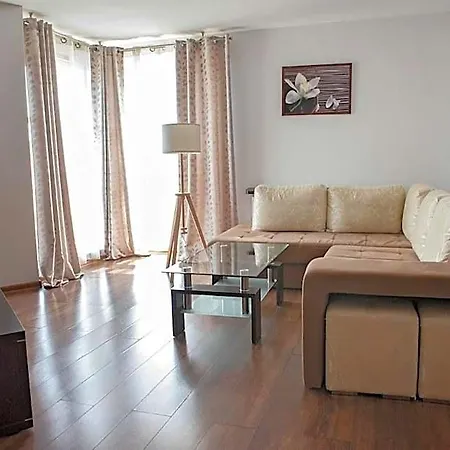 Ξενοδοχείο με διαμερίσματα Margi 3*