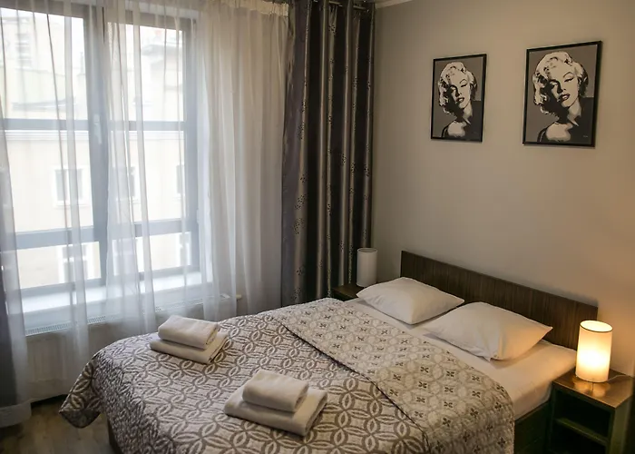 城市公寓酒店 3* 什切青