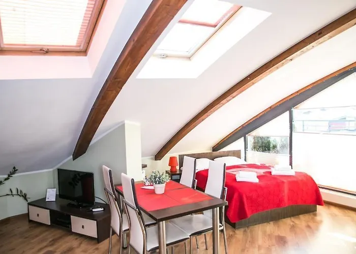 Lägenhetshotell City Aparthotel 3*